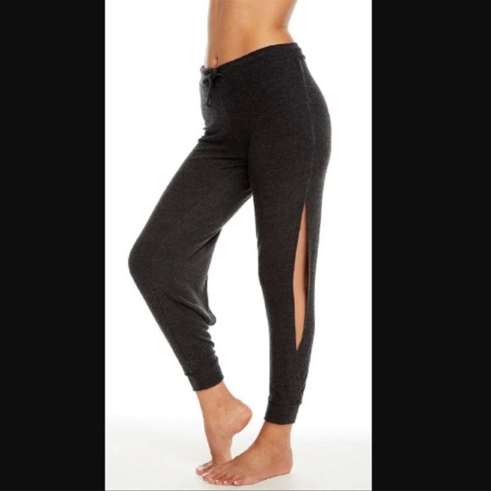 CHASER cozy knit open vent jogger
